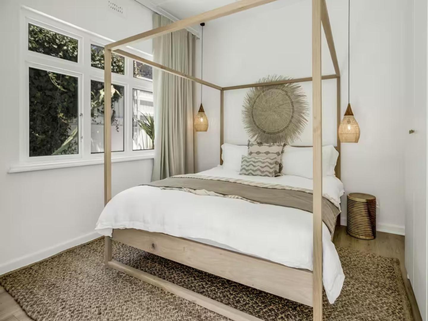 60 On Victoria, Bakoven, Camps Bay Homestay