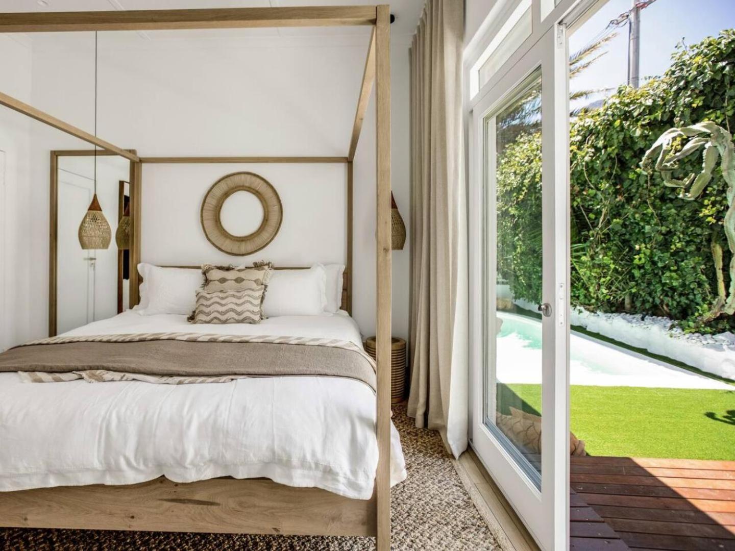 60 On Victoria, Bakoven, Camps Bay Cape Town