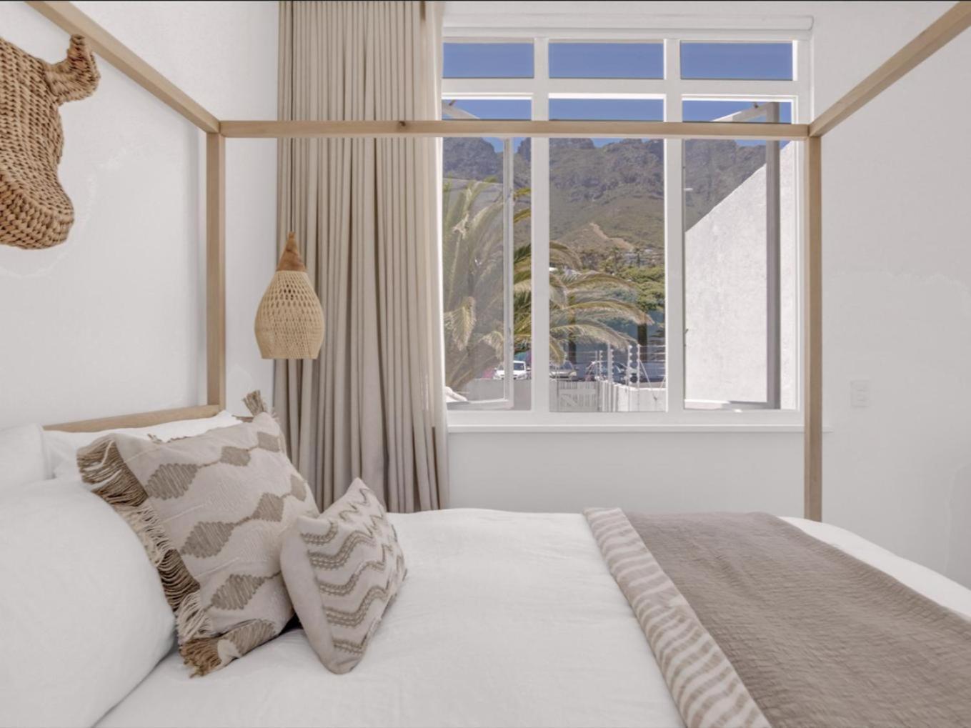 60 On Victoria, Bakoven, Camps Bay Cape Town